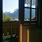 Haus Bergmassiv Lermoos