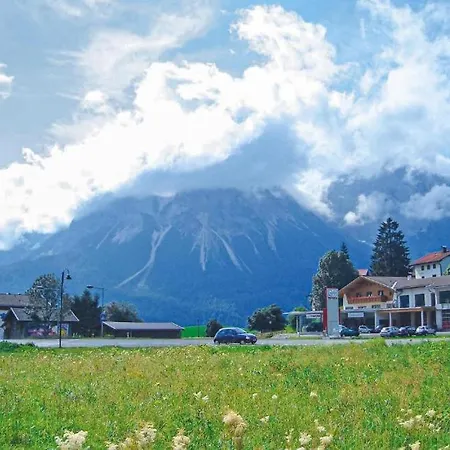 Apartment Haus Bergmassiv Lermoos